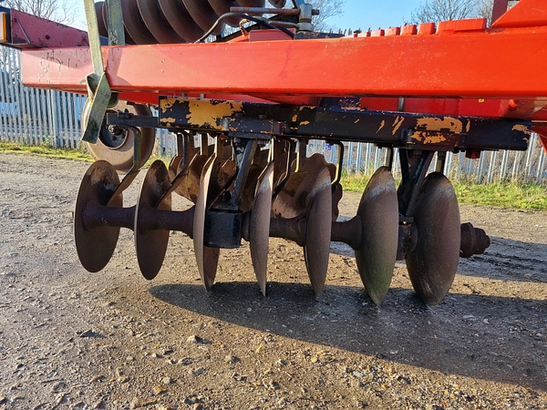 Chris Atkin & Son Ltd - Quivogne TM28